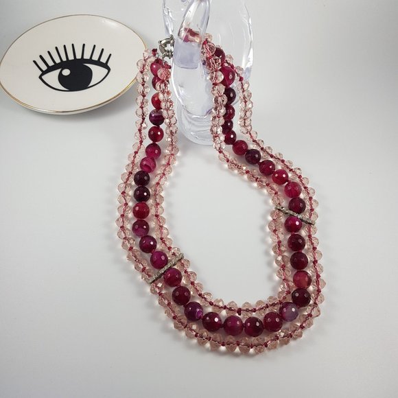 Jewelry - 🌈 Beautiful gemstone necklace